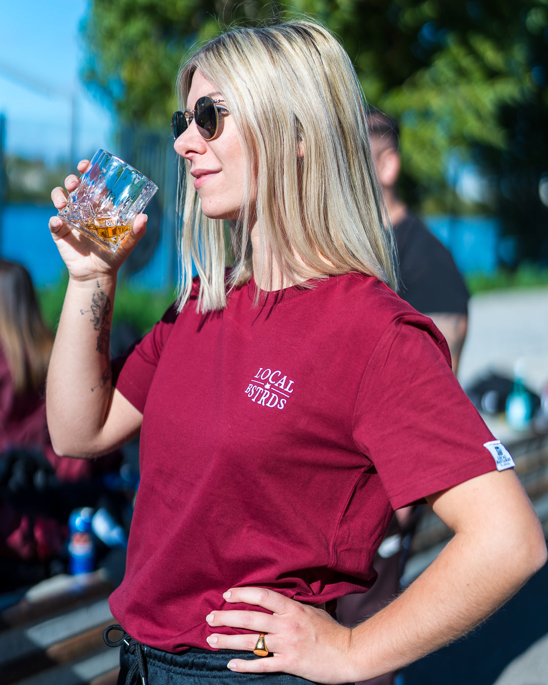 T-Shirt - "the wine and fine" - bordeauxrot