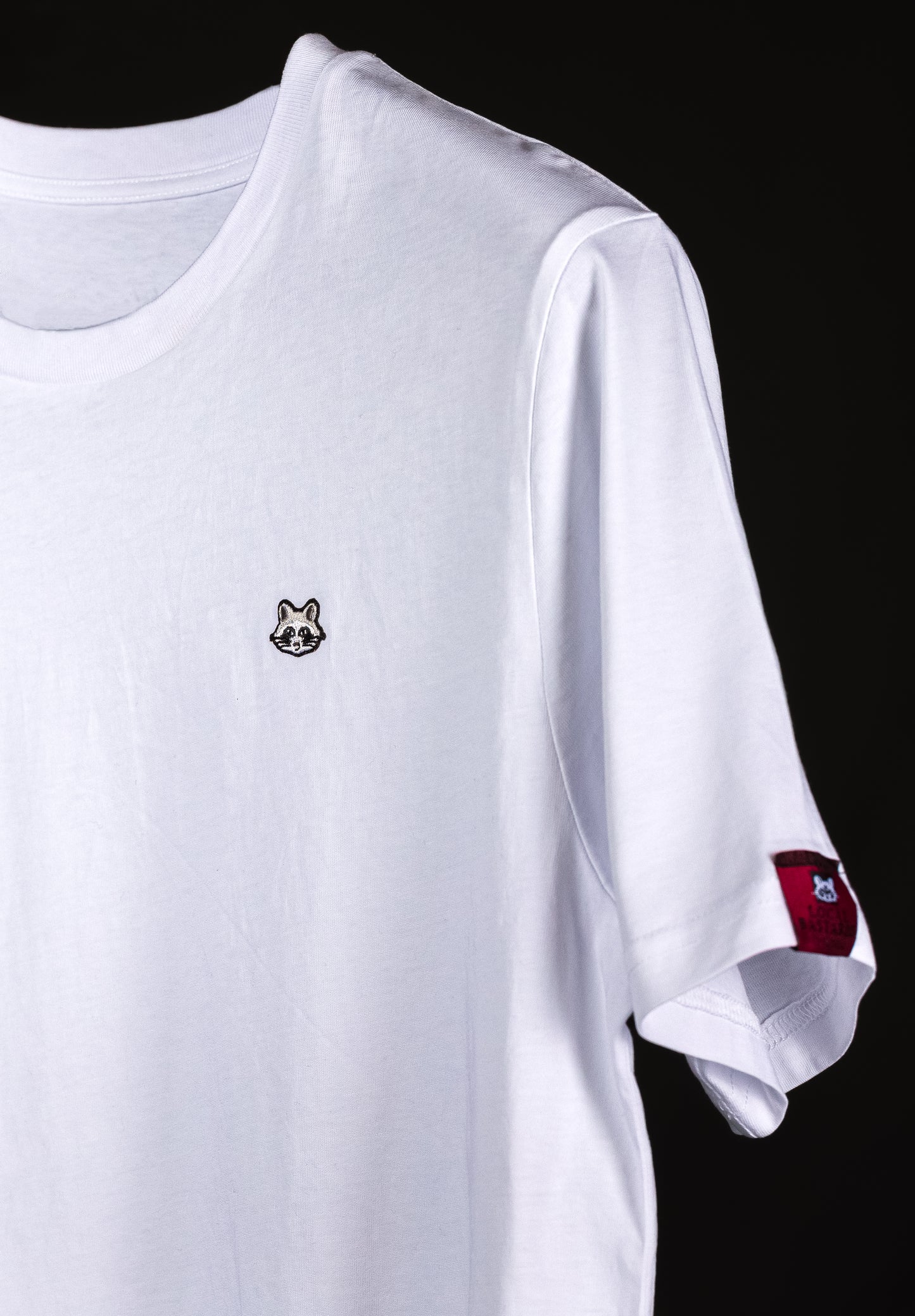 T-Shirt - "the shy" - weiss